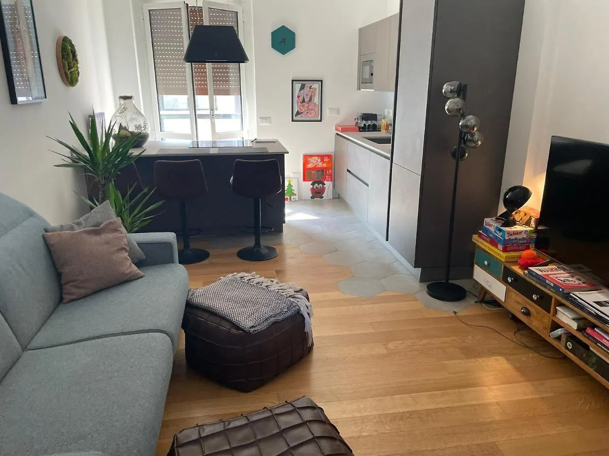 Cozy Apartment In Greco District Milan